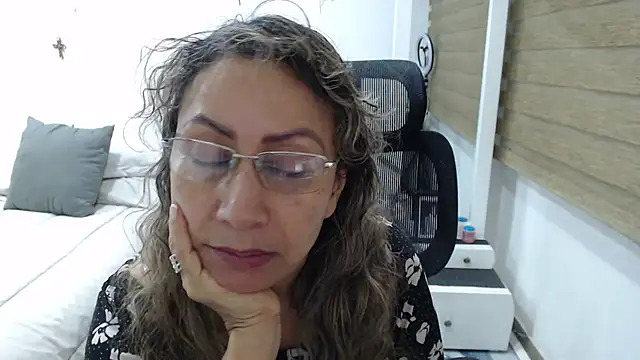 jesy hot online show from April 22, 2:52 am