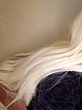 Jasmine FullsShine online show from April 19, 6:10 pm