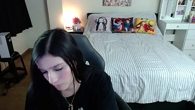 kittykat18x online show from March 20, 12:15 am