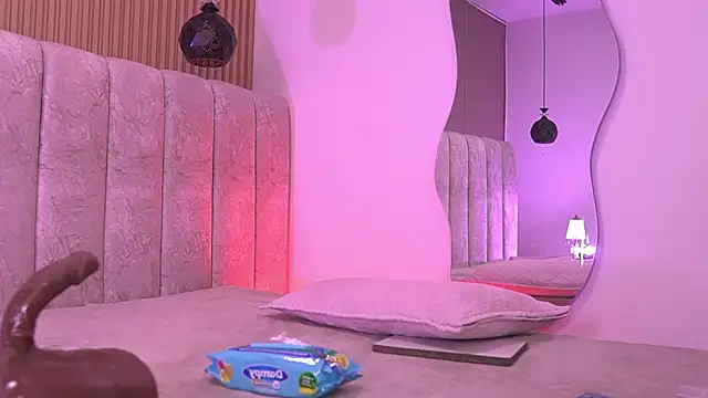 violeta aroca online show from July 18, 11:02 am