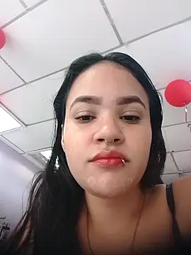 Snapshot of CAMILA--REY chatting on October 2, 1:16 pm CAMILA--REY online show from October 2, 1:16 pm