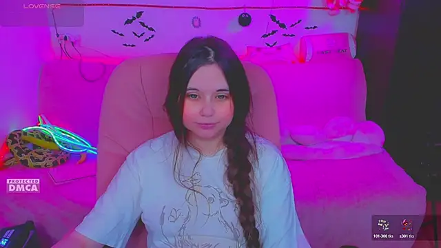 Lolisuccub online show from April 26, 2:15 pm