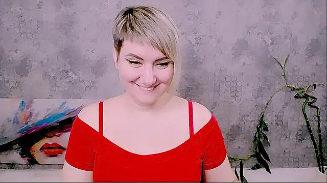 Djullia online show from January 11, 9:25 am