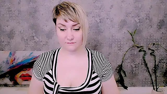 Djullia online show from April 23, 12:29 pm