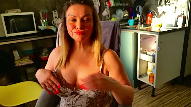 MishaMILF online show from March 7, 2:02 pm