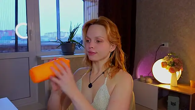 sinteas online show from April 24, 2:20 pm