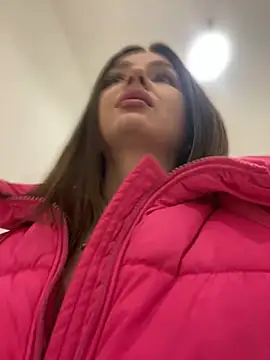 KrisMagnoly online show from April 26, 5:32 pm