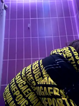 KrisMagnoly online show from January 10, 5:17 pm