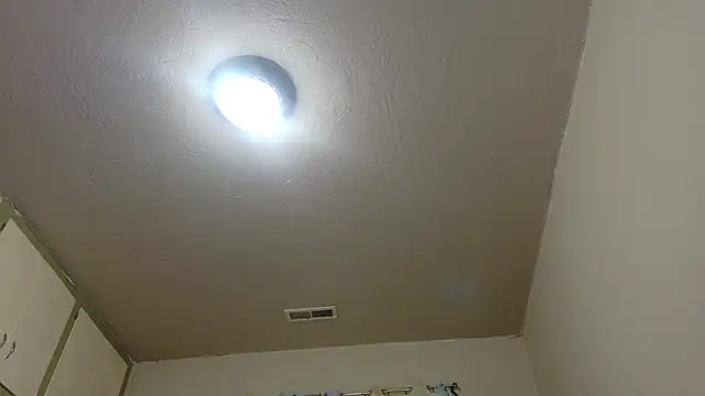 Emihaze online show from April 18, 7:07 pm