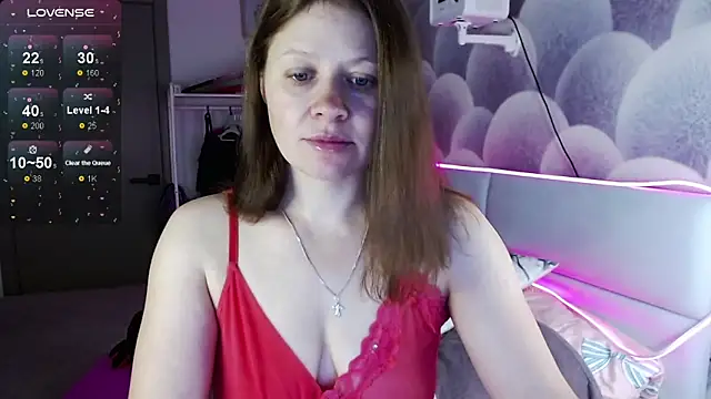 Snapshot of alekasamui chatting on September 10, 1:27 am alekasamui online show from September 10, 1:27 am
