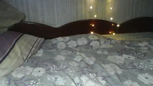 Alma Evelynne online show from April 25, 10:18 pm