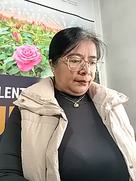   valentina18 online show from March 19, 12:53 pm