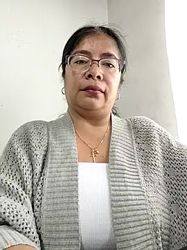   valentina18 online show from November 15, 1:23 pm