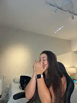 ava blue online show from April 21, 7:43 pm