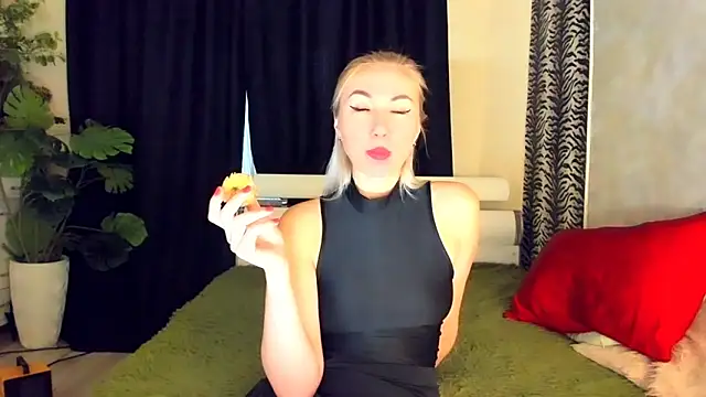 Black No 1 online show from April 23, 3:03 am