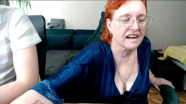 JoannaAndNeighbour online show from March 20, 1:38 pm