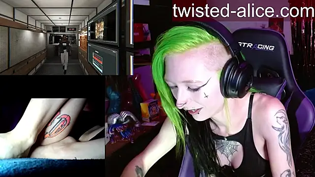 alicewonder09 online show from June 12, 3:36 am