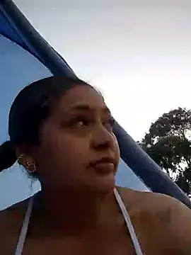 alana 69 online show from April 24, 10:01 pm