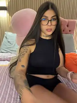 Sarasanders 4 online show from July 24, 2:42 am