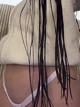 Sarasanders 4 online show from April 17, 2:13 am