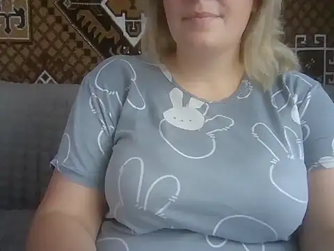 Snapshot of Diana_Britt chatting on October 4, 11:05 am Diana Britt online show from October 4, 11:05 am