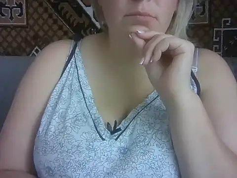 Snapshot of Diana_Britt chatting on September 28, 7:14 am Diana Britt online show from September 28, 7:14 am