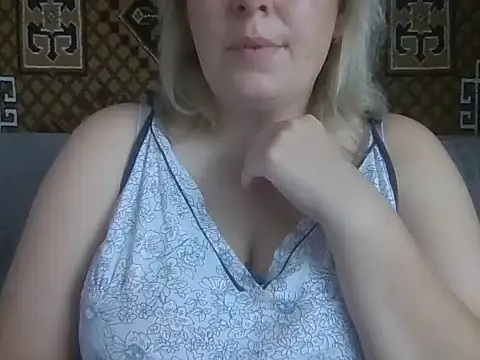Snapshot of Diana_Britt chatting on September 17, 6:22 am Diana Britt online show from September 17, 6:22 am