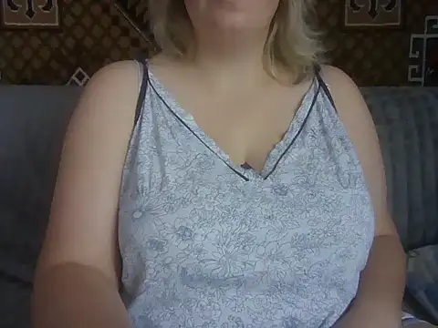 Snapshot of Diana_Britt chatting on September 30, 7:47 am Diana Britt online show from September 30, 7:47 am