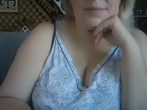 Snapshot of Diana_Britt chatting on September 20, 6:45 am Diana Britt online show from September 20, 6:45 am