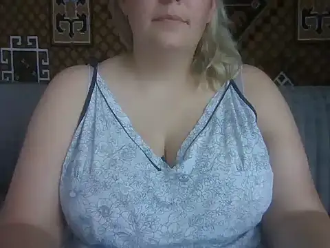 Snapshot of Diana_Britt chatting on September 24, 8:35 am Diana Britt online show from September 24, 8:35 am