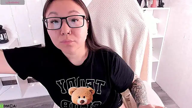 gentle muse online show from April 20, 12:13 am