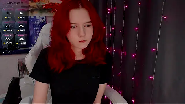 mslilunicorn online show from November 13, 7:24 pm