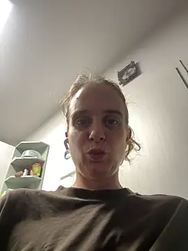 Chantalee online show from February 11, 7:43 am