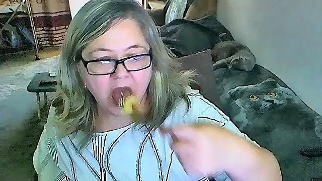 sex2 online show from October 26, 5:47 am