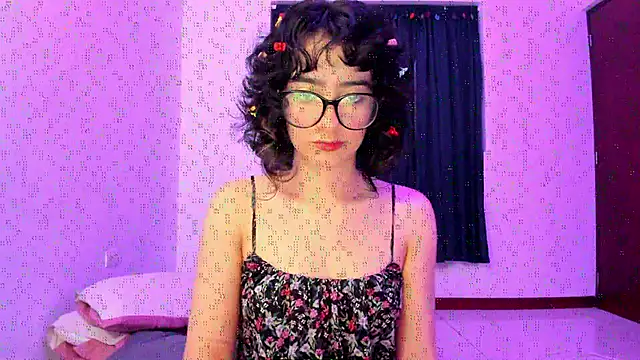  Lunnaa  online show from November 14, 11:38 pm