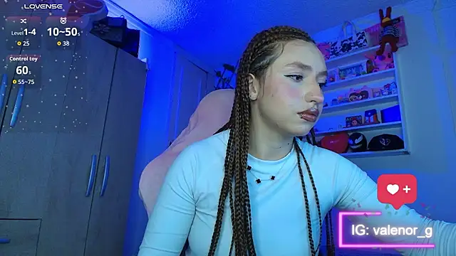 valenor  online show from February 19, 3:50 am