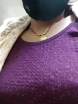 Hot bhabi desi online show from December 14, 2:23 pm