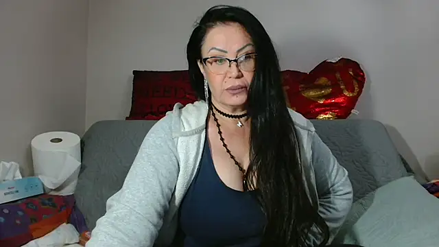 MISTRESS AMAZON FIRE online show from October 2, 6:35 pm