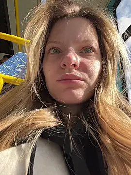 MaryHiggins online show from April 19, 7:41 am