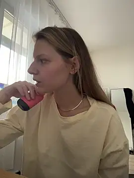 MaryHiggins online show from April 24, 12:41 pm