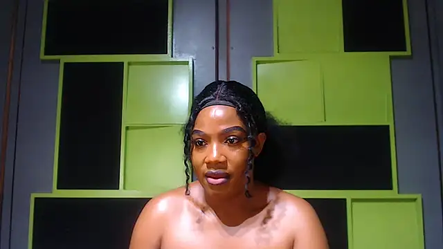 SexyAssDivaxxx online show from October 10, 4:39 am