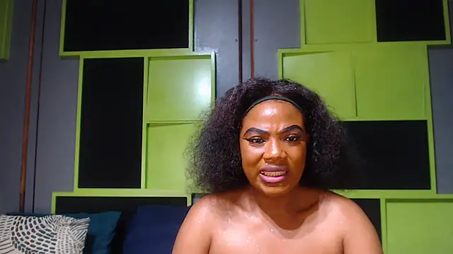 SexyAssDivaxxx online show from September 27, 4:08 am