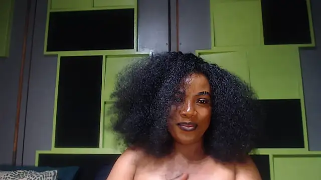 SexyAssDivaxxx online show from September 30, 5:13 am