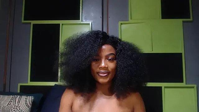 SexyAssDivaxxx online show from October 3, 5:56 am