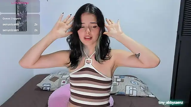 Abby Saenz01 online show from October 13, 10:45 pm