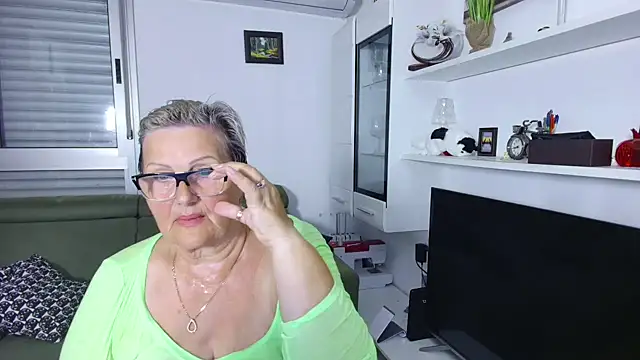 Selenna57 online show from June 9, 5:34 pm