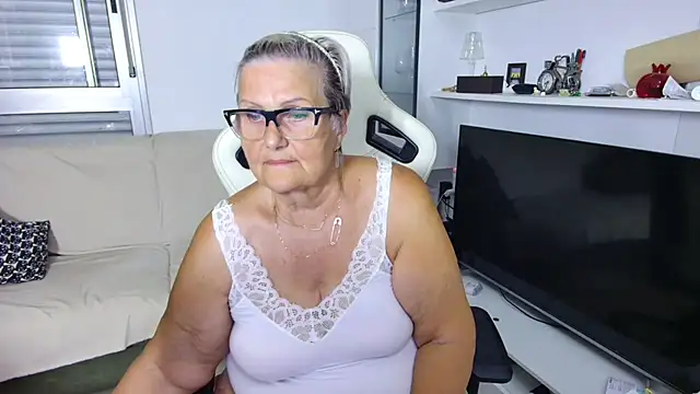Selenna57 online show from June 24, 5:23 pm