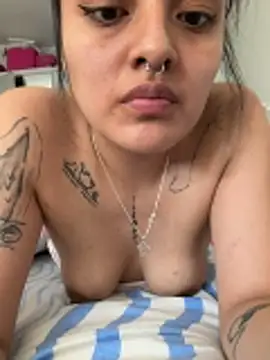 apretadito47 online show from June 18, 11:37 am