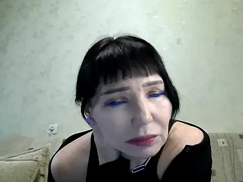 JeaneDavis online show from April 21, 1:18 pm