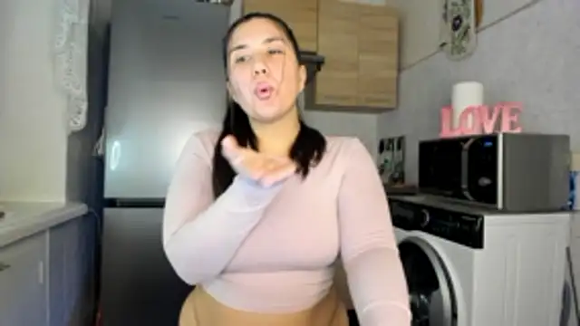 MiaMarrone online show from March 7, 12:17 am